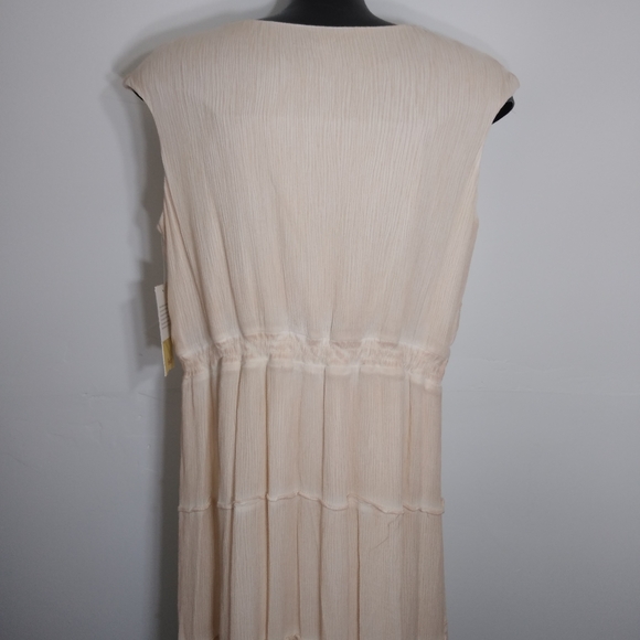 Reba Boho Style Dress - Picture 4 of 4